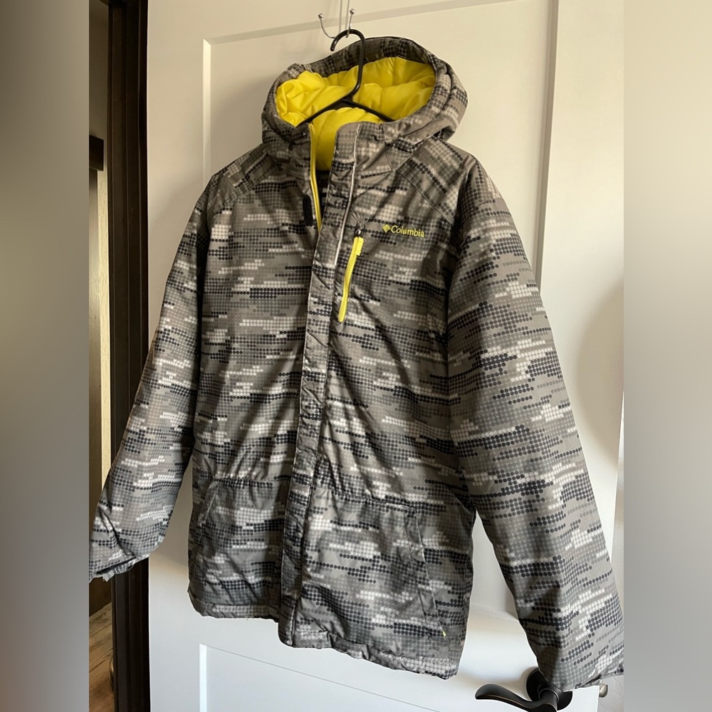 Youth XL water resistant ski jacket